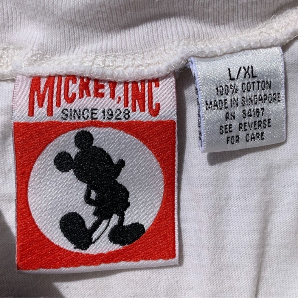 Vtg 90s Disney Winnie The Pooh Mickey Inc Embroidered Henley Cream Unisex (L/XL) - Picture 4 of 5